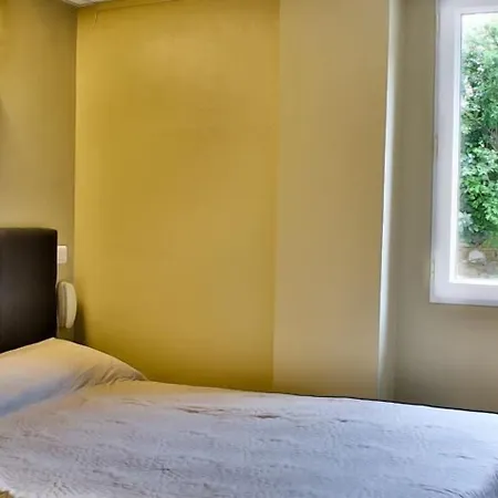 Les Lavandes Hotel