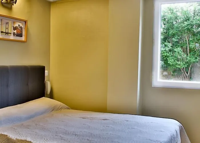 Les Lavandes Hotel