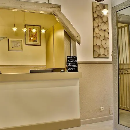 Les Lavandes Hotel 3*
