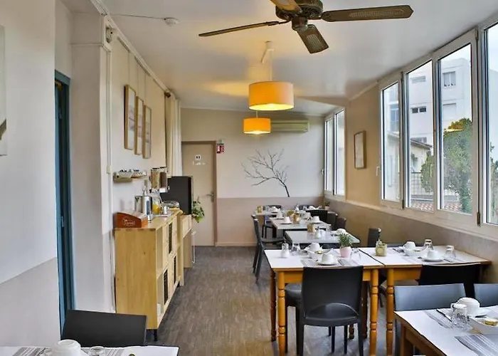 Les Lavandes Hotel 3*